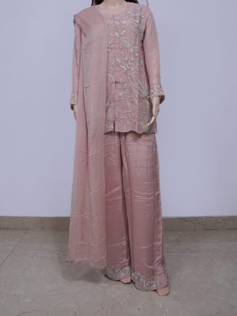 Peach Flair with split short kurta full Embriodry