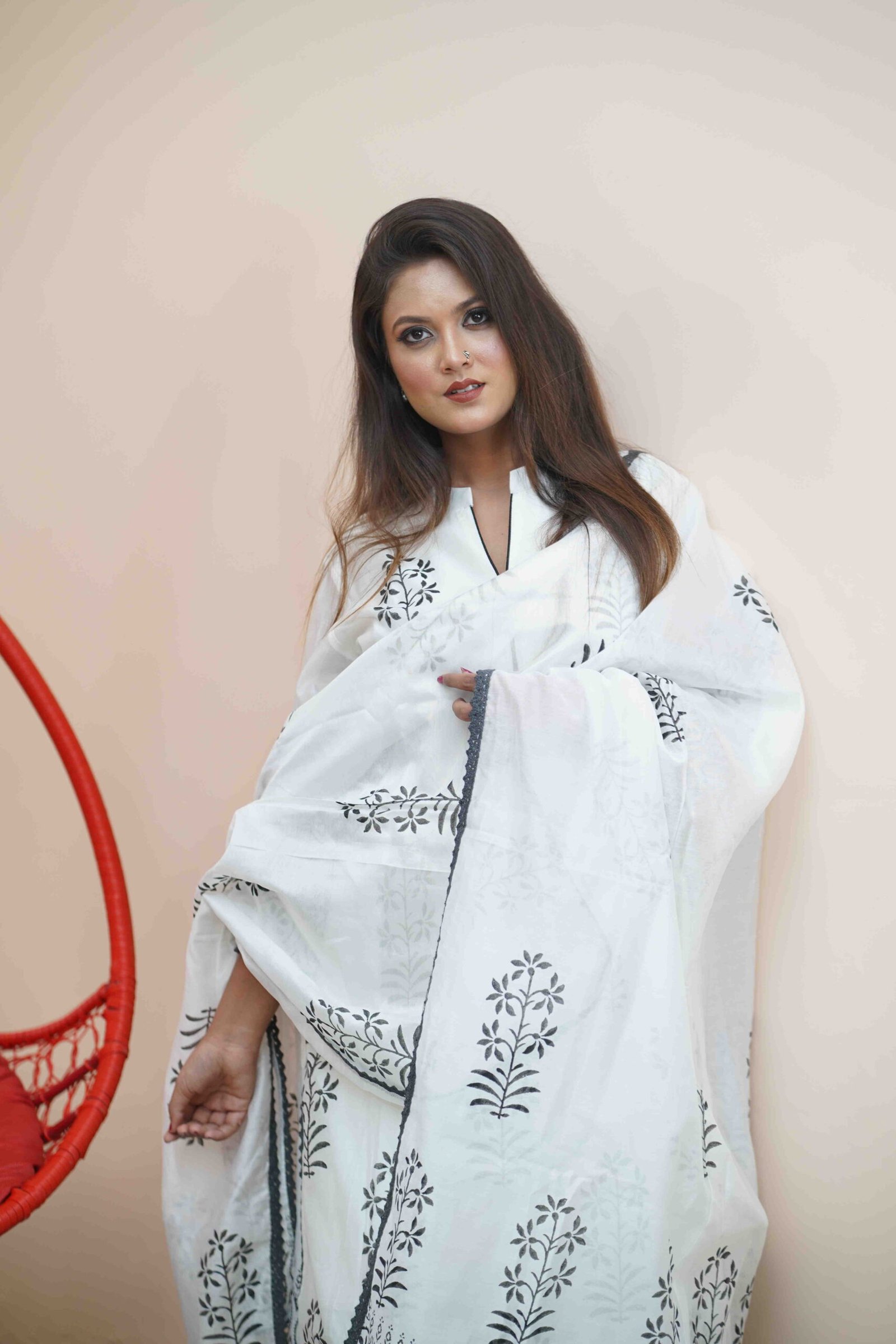 White Block Print dress - Image 3