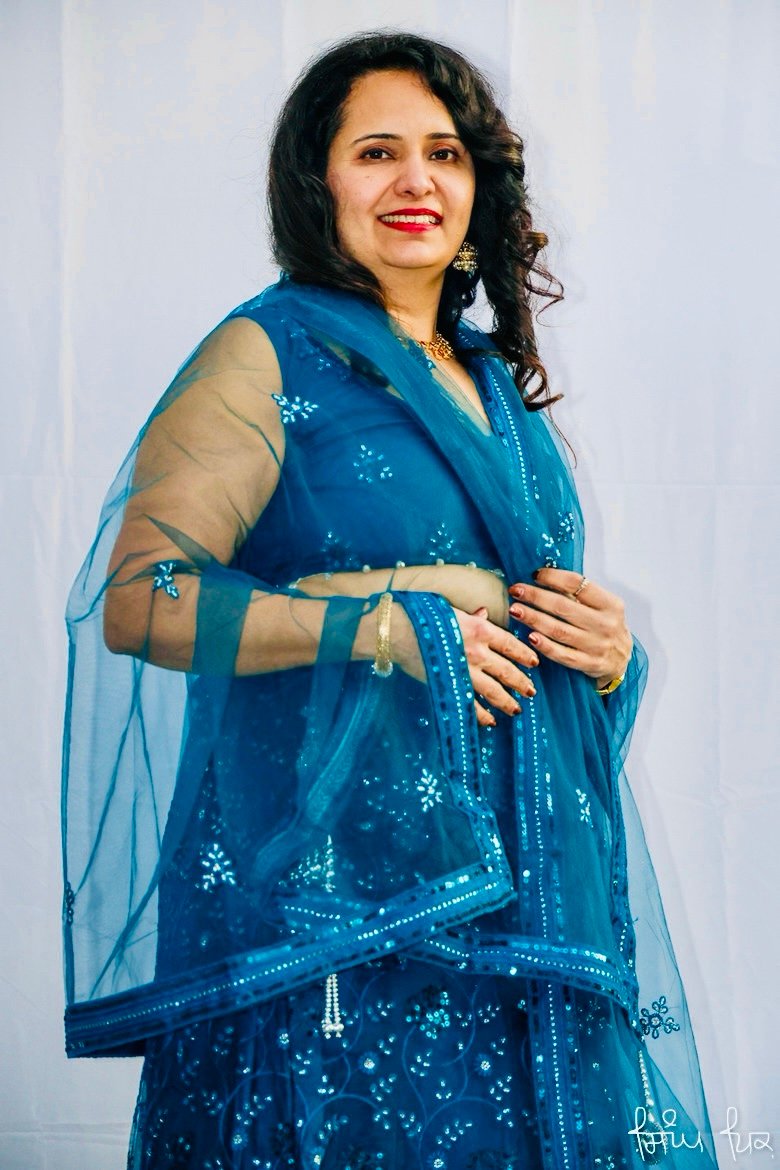 Lehnga blue/wine net - Image 2
